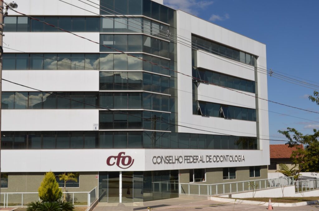 CFO impõe limites a prática de harmonização orofacial